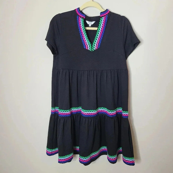 Crown & Ivy Black Short Sleeve Tiered Dress - Picture 1 of 9